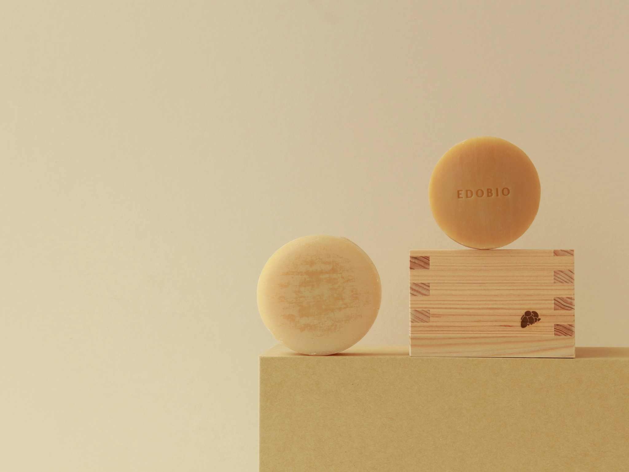 MASU Moisturizing Souffle Soap Refill with natural ingredients on display.